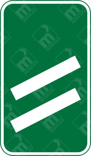 Non-Primary Route Exit 200 Yards Ahead Sign (Diagram 824VR) – UK road sign alerting drivers to an approaching roundabout or exit 200 yards ahead on a non-primary route.