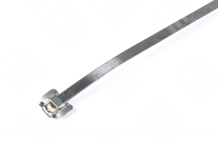 1/2" Bucklestrap – Heavy-duty, corrosion-resistant stainless steel banding with an integrated buckle for secure UK road sign installations and public infrastructure fastening.